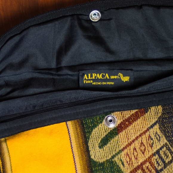 100% Alpaca Yarn Peruvian Tote Bag - Picture 4 of 8